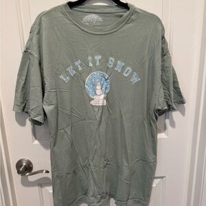 Olive Lynn Boutique Green 'Let It Snow' T-Shirt Size XL